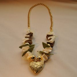 Collana Fantasie di Pannolenci “Oro”